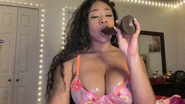 MariahBrook online show from December 3, 2024, 2:31 am