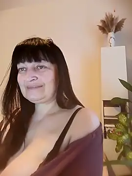 Women-pleasures online show from November 24, 2025, 7:19 am