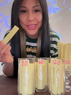 HaileyDiana online show from April 12, 2026, 1:14 pm