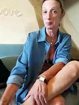 tatianasexymilf online show from June 2, 2026, 2:50 pm