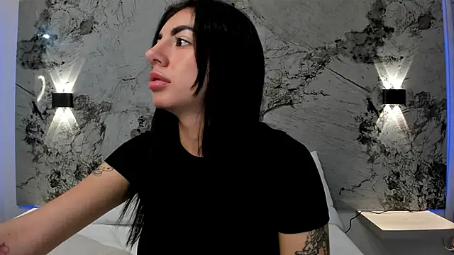 Snapshot of ANTONELLA__ROUSE_ chatting on March 12, 2025, 8:08 am ANTONELLA ROUSE online show from March 12, 2025, 8:08 am