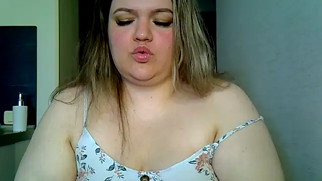 AnitaWillias online show from July 18, 2026, 1:58 am