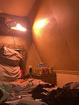 Snapshot of WilldoPita chatting on December 17, 2024, 8:12 am WilldoPita online show from December 17, 2024, 8:12 am