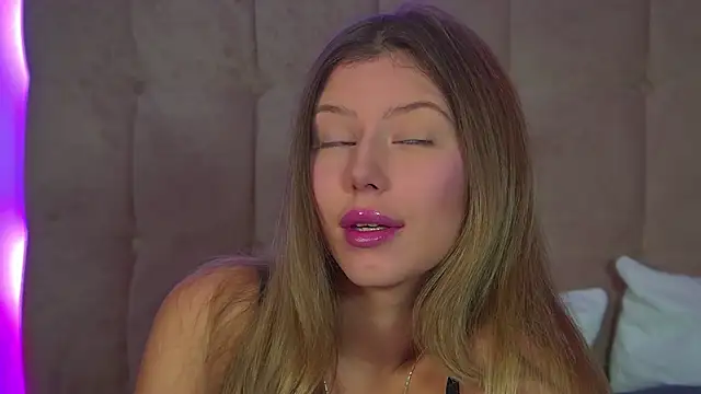 LiliaBianka online show from September 9, 2025, 6:45 am