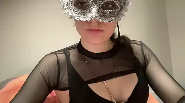 lexihot0000 online show from February 17, 2025, 12:16 pm