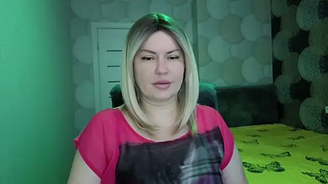 natusik online show from October 19, 2025, 2:14 am