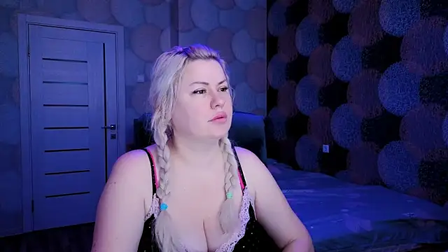 natusik online show from March 17, 2025, 1:14 am