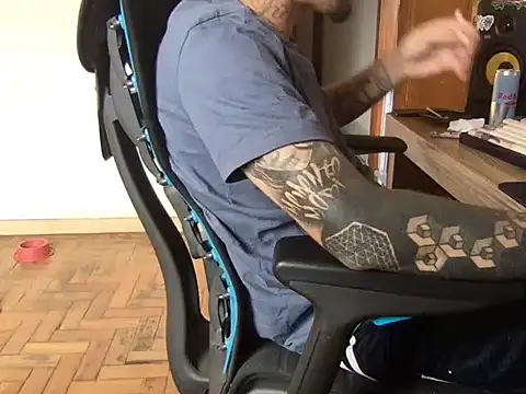 gboy171 online show from September 23, 2025, 1:51 pm