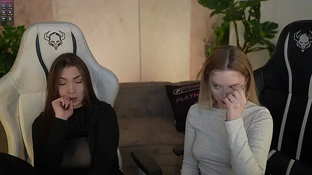 Cassy-Celestial  online show from November 28, 2025, 8:25 am