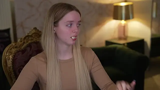 Cassy-Celestial  online show from November 23, 2025, 9:08 am