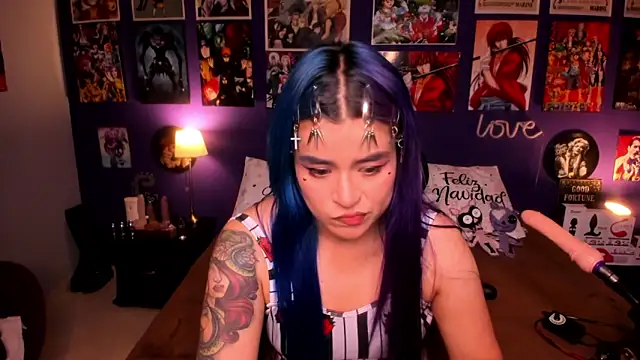 anne cross online show from December 12, 2024, 2:48 am