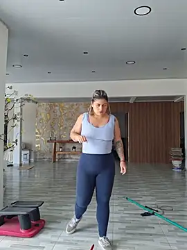 Snapshot of Juliietha_servas chatting on April 1, 2026, 5:21 pm Juliietha servas online show from April 1, 2026, 5:21 pm