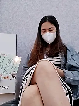 Kathylove 2023 online show from December 16, 2025, 5:33 am