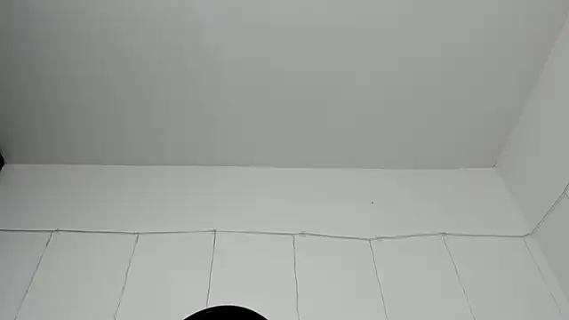 cami-01 online show from February 21, 2026, 9:06 pm