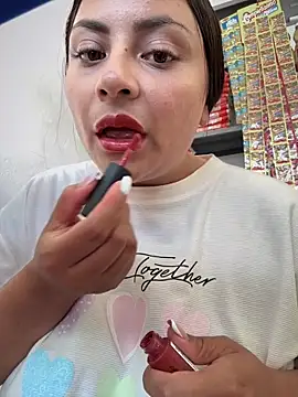 Sol biglips online show from September 16, 2025, 6:09 pm