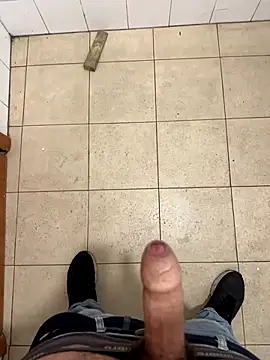 Snapshot of _themask_ chatting on October 23, 2025, 3:21 pm themask online show from October 23, 2025, 3:21 pm