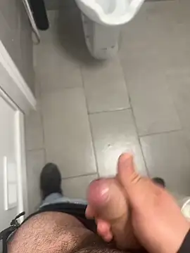 Snapshot of _themask_ chatting on February 24, 2025, 7:52 pm themask online show from February 24, 2025, 7:52 pm