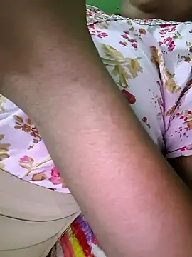 NEHA-DESHI online show from May 5, 2026, 2:31 pm