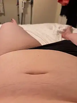 curvygirll2 online show from February 27, 2025, 7:04 pm