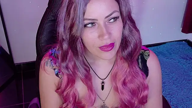Snapshot of Natalia_Montoya chatting on September 23, 2025, 2:51 am Natalia Montoya online show from September 23, 2025, 2:51 am