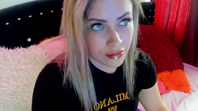 Snapshot of Natalia_Montoya chatting on February 27, 2025, 10:20 pm Natalia Montoya online show from February 27, 2025, 10:20 pm