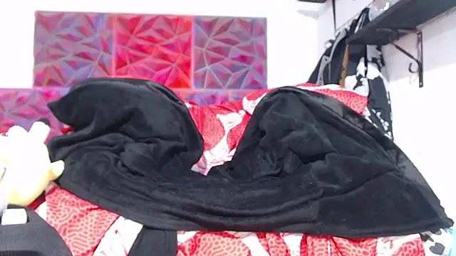 bix couples online show from January 7, 2026, 1:10 am