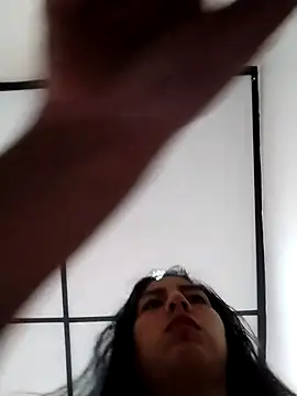 Snapshot of Valeer_abby chatting on January 1, 2025, 2:20 pm Valeer abby online show from January 1, 2025, 2:20 pm