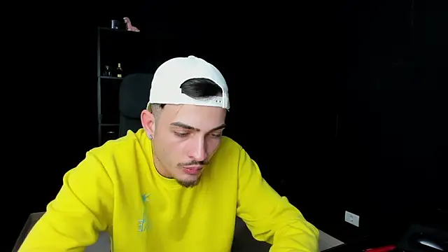 BrandonTate online show from April 14, 2026, 4:34 pm