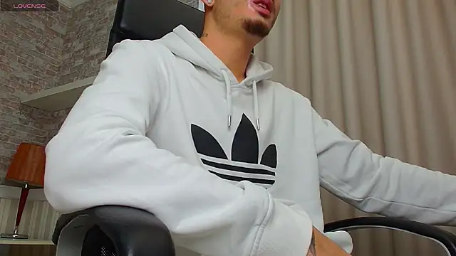 BrandonTate online show from November 28, 2025, 8:36 am