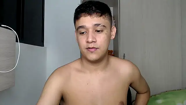 Snapshot of kaiine190 chatting on March 3, 2026, 5:58 am kaiine190 online show from March 3, 2026, 5:58 am