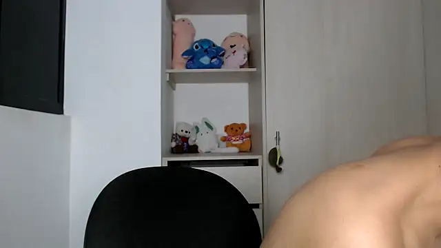 Snapshot of kaiine190 chatting on February 23, 2026, 9:15 pm kaiine190 online show from February 23, 2026, 9:15 pm