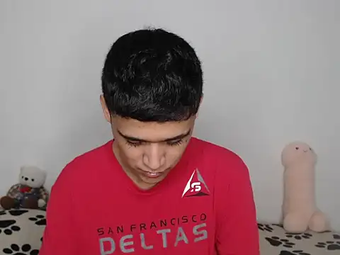 Snapshot of kaiine190 chatting on February 20, 2026, 7:38 pm kaiine190 online show from February 20, 2026, 7:38 pm