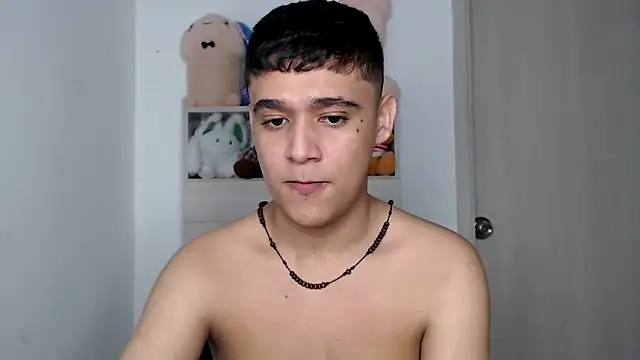 Snapshot of kaiine190 chatting on February 13, 2026, 8:36 am kaiine190 online show from February 13, 2026, 8:36 am