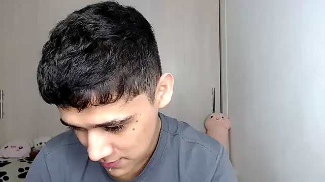 Snapshot of kaiine190 chatting on February 3, 2026, 6:51 am kaiine190 online show from February 3, 2026, 6:51 am