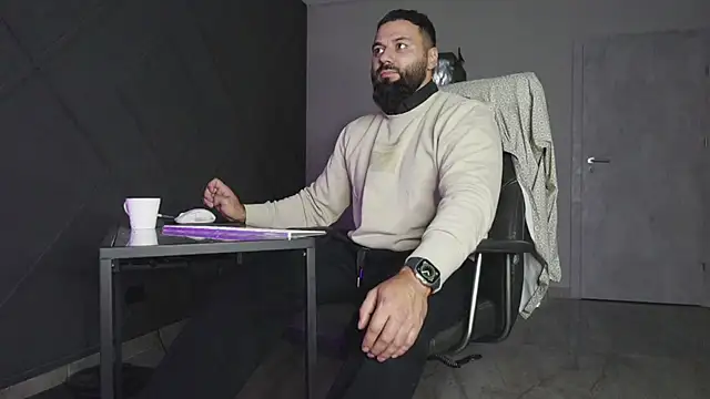 mattmasterss online show from November 1, 2025, 11:20 pm