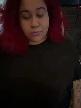 Juicyjordie online show from October 19, 2025, 6:32 pm