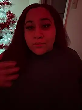 Snapshot of Juicyjordie chatting on December 23, 2024, 6:33 am Juicyjordie online show from December 23, 2024, 6:33 am
