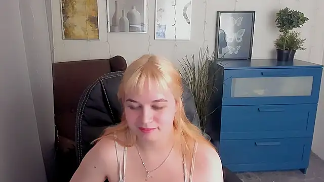 AlicePopsy online show from February 28, 2025, 1:58 pm