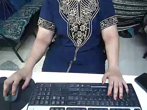 Arushisingh8888 online show from March 22, 2025, 5:39 am