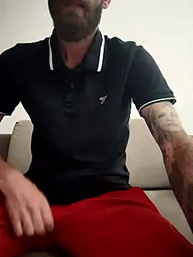 Snapshot of Antonio_Vatooo chatting on May 10, 2026, 6:54 pm Antonio Vatooo online show from May 10, 2026, 6:54 pm