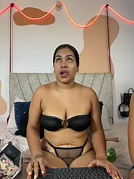 Liana Asaff online show from July 22, 2026, 7:49 pm
