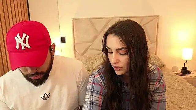 teseo and afroditha  online show from October 18, 2025, 3:52 am