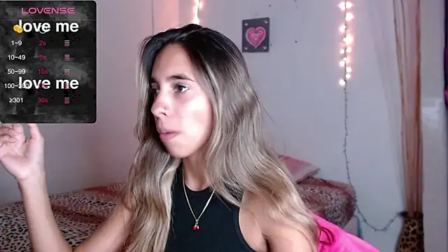 MitchWilson1 online show from October 16, 2025, 10:29 pm