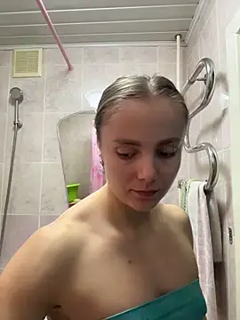 Snapshot of AlisaKissss chatting on November 13, 2025, 6:12 pm AlisaKissss online show from November 13, 2025, 6:12 pm