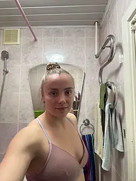 AlisaKissss online show from February 9, 2026, 7:01 pm