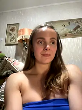 Snapshot of AlisaKissss chatting on September 10, 2025, 7:24 pm AlisaKissss online show from September 10, 2025, 7:24 pm