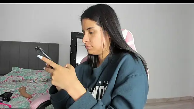  elektrah online show from February 27, 2025, 1:41 am