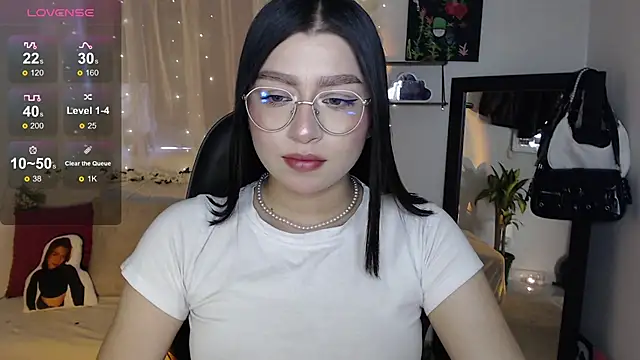 mily thomson b  online show from September 27, 2025, 7:20 pm