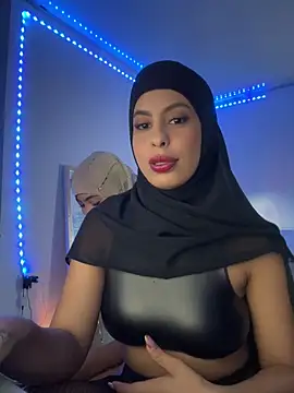 JannaNader12 online show from October 17, 2025, 11:17 pm