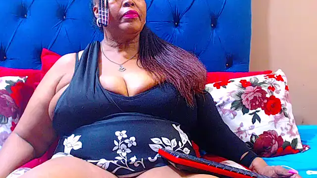 ebonycandy10 online show from September 26, 2025, 6:53 am